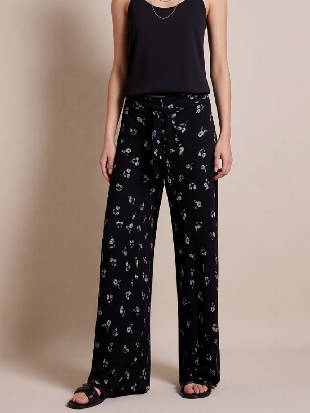 Skylar + Madison Black Floral Wide-Leg Tie-Waist Pants